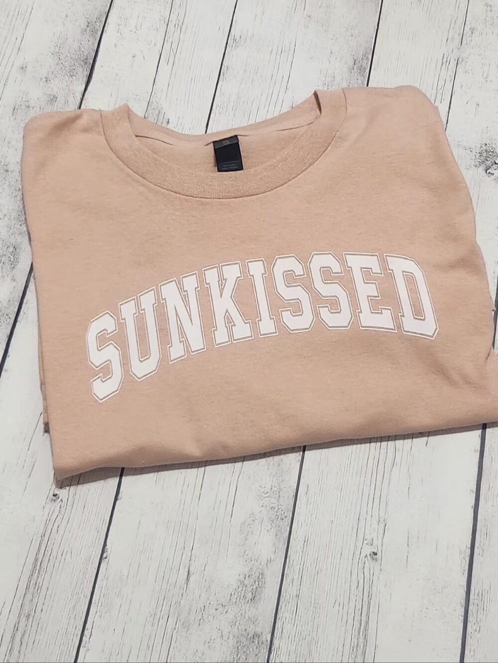 NWOT Gildan Sunkissed Peach Colored XL Cotton T Shirt